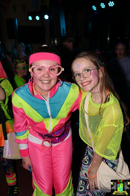 ../Images/Jeugddisco Glow in the Dark 127.jpg